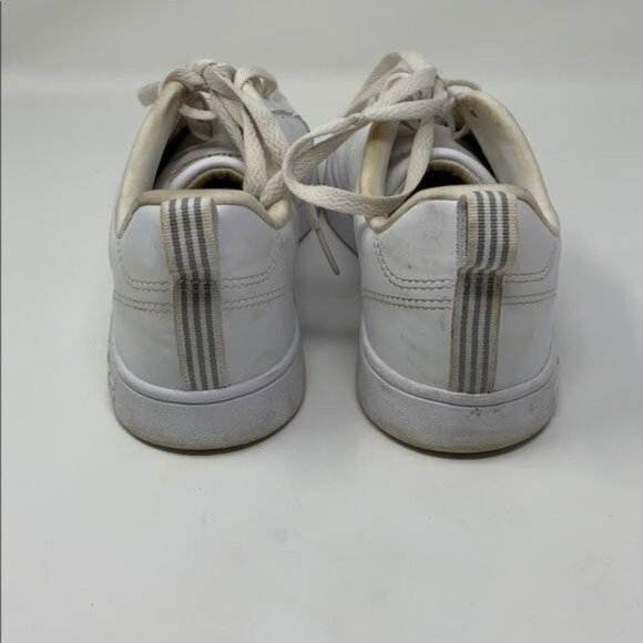 Adidas white sneakers size 10 Women bb7248 - Picture 3 of 9